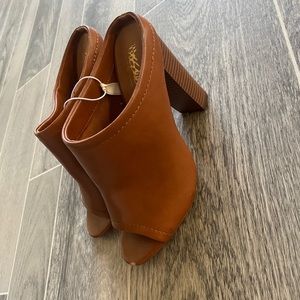 Mossimo heels